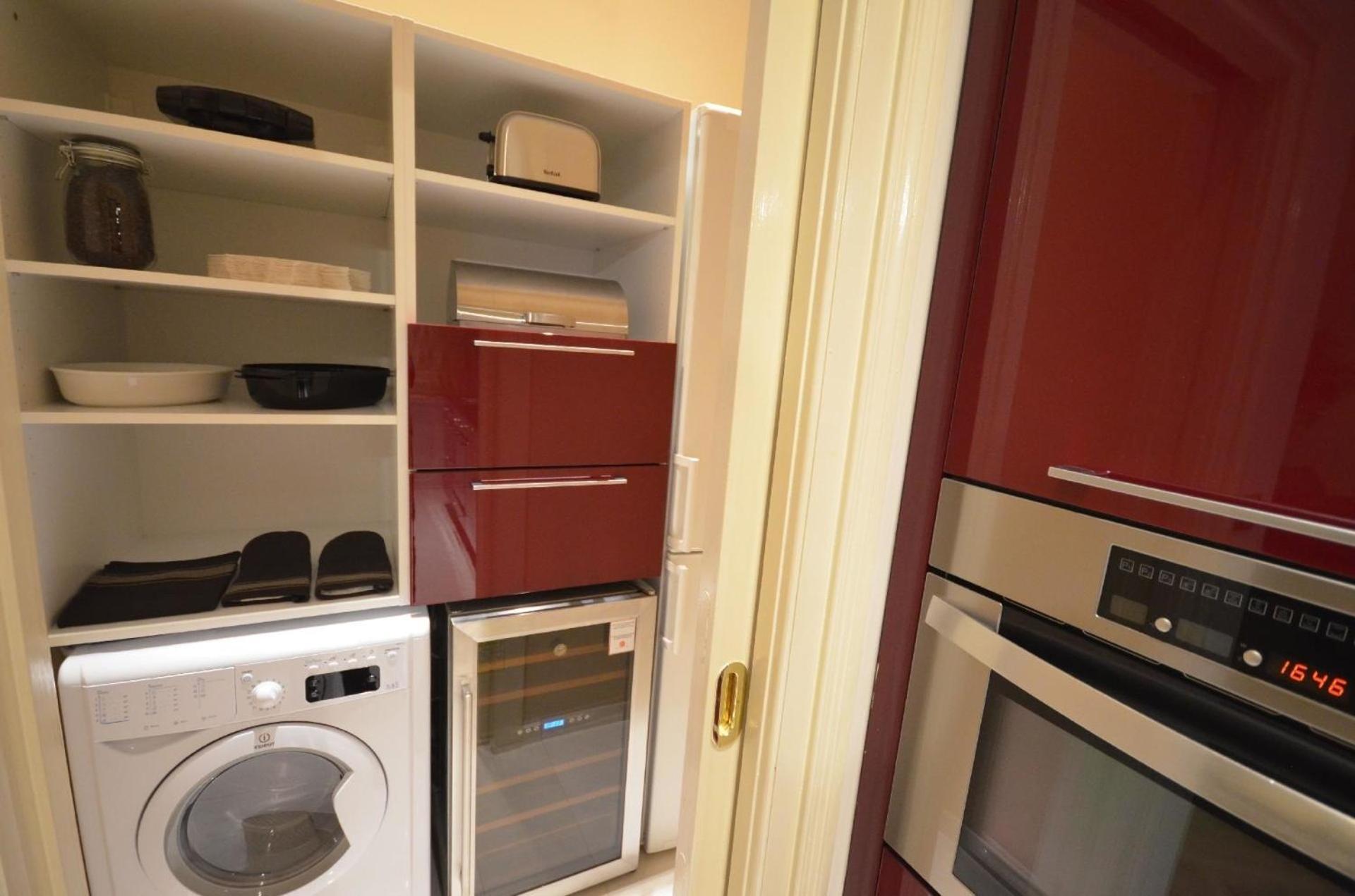 Fuer 3 Personen Und 2 In Apartment